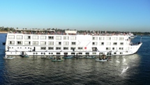 les boutiques flottantes d'Esna